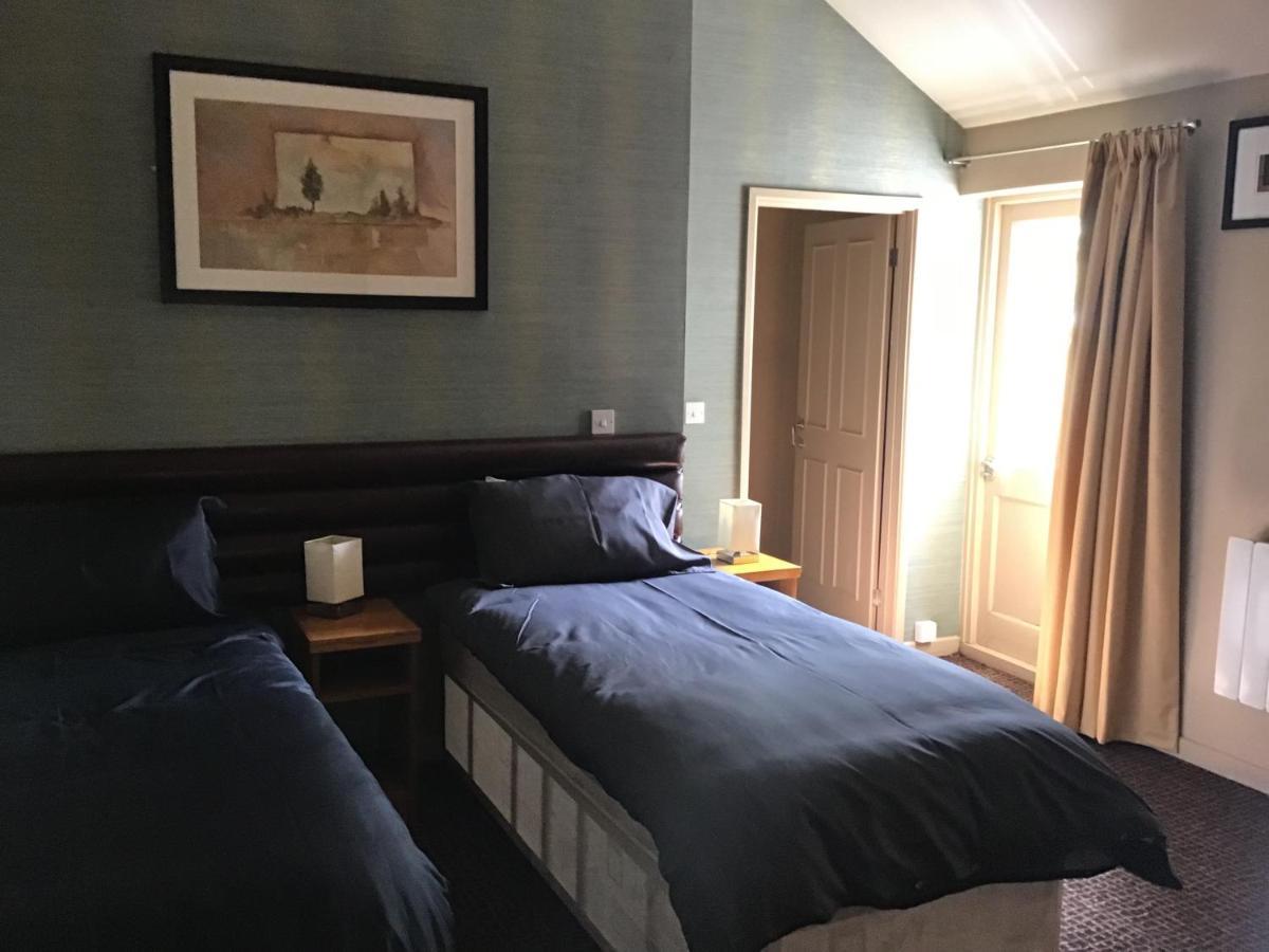 Railway Inn Malvern Wells Room photo